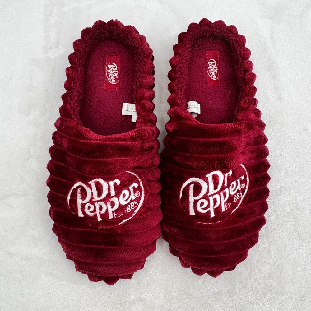 Dr Pepper Slippers Size L/XL Maroon Ribbed Soda Logo Plush Slip on House Shoes